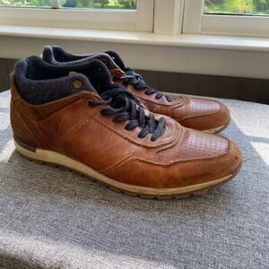 Bull boxer men’s leather Size 12 Shoes - Great Condition. Need Insoles, brown